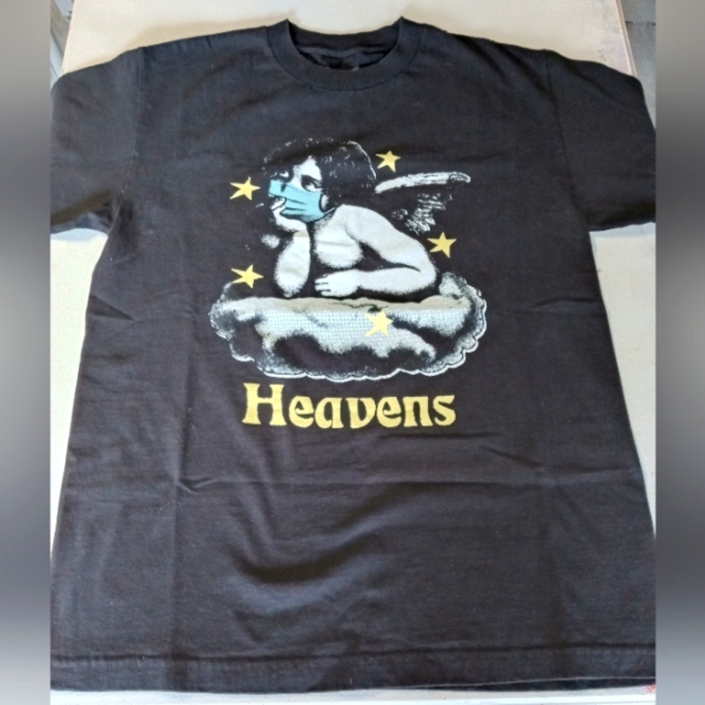 NWOT HEAVENS TEE SIZE MED